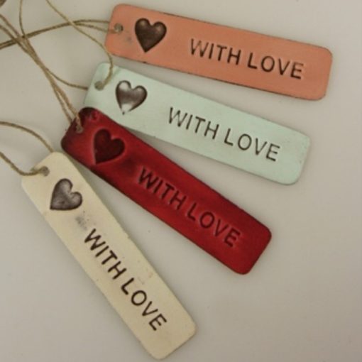 Gift tag with love