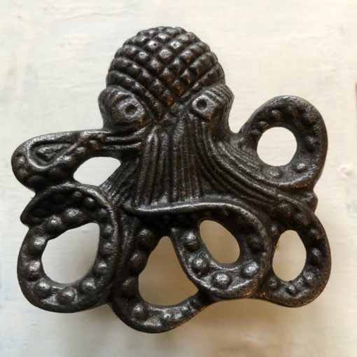 Octopus knob