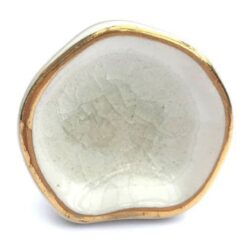 White gold pod knob