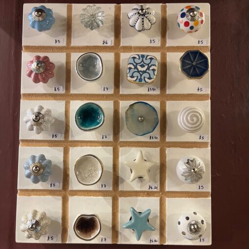 Door knob selection