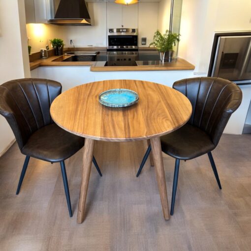 Coast round dining table