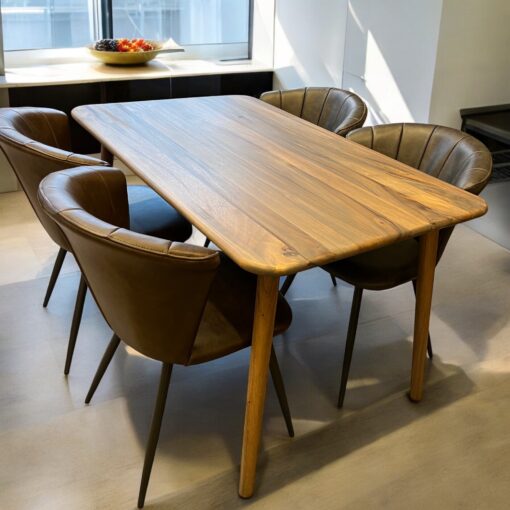 Coast dining table