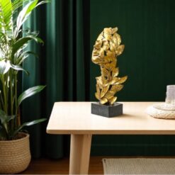 Alternative view of Woodland nymph